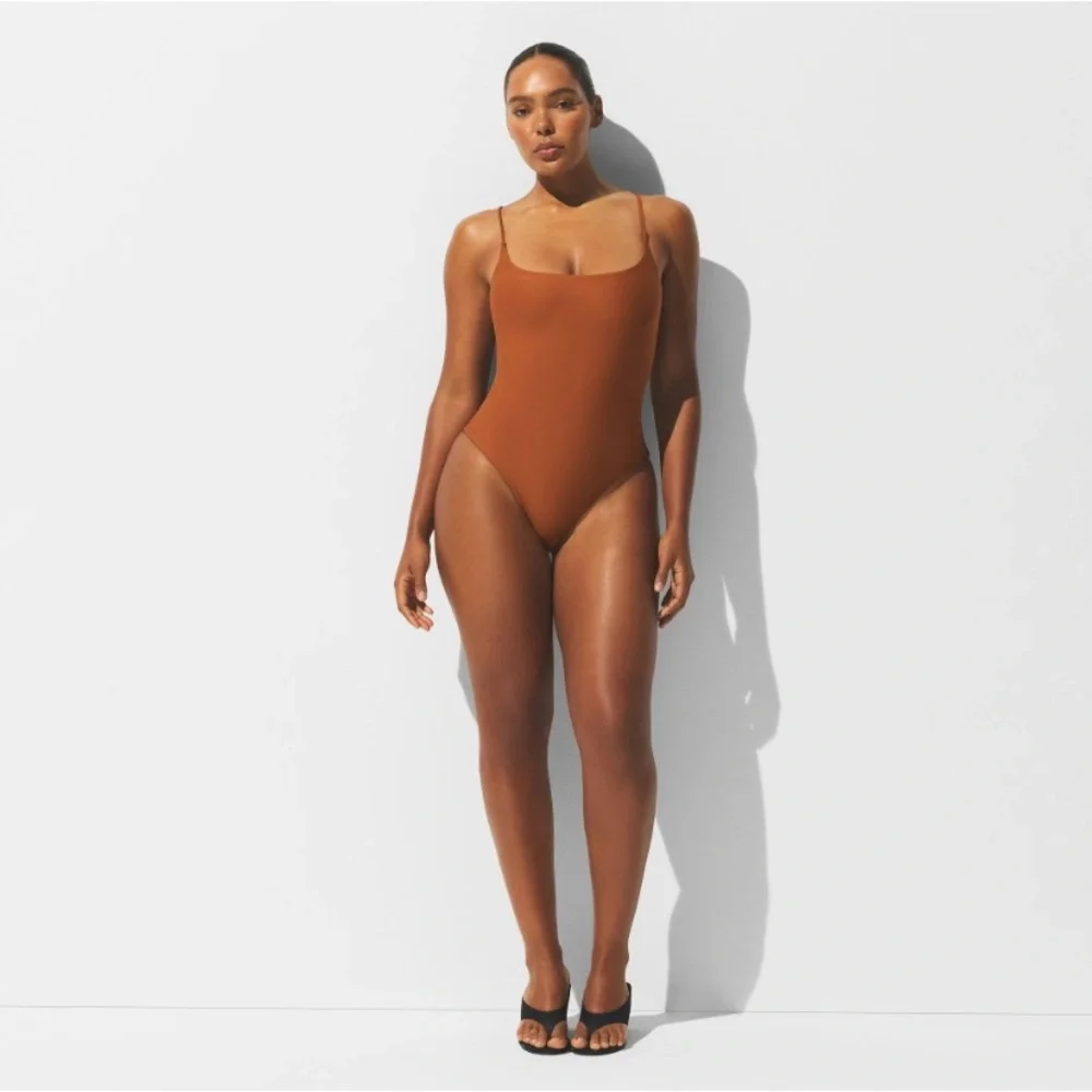 SKIMS Sz Small Bronze Classic Swim Square Neck Scoop One Piece Swimsuit